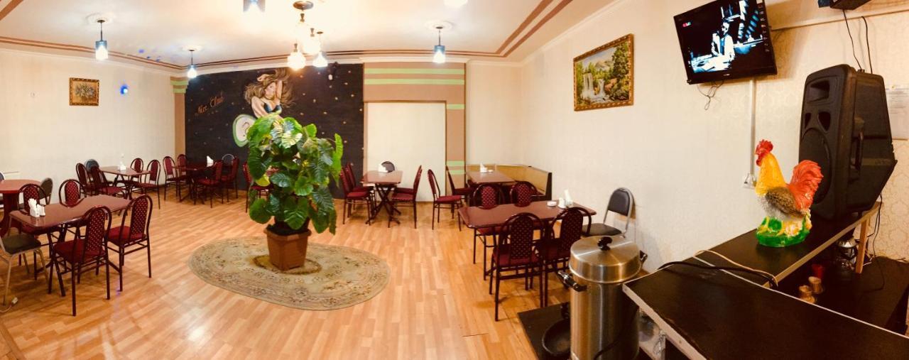 Hotel Nice ティビリシ エクステリア 写真