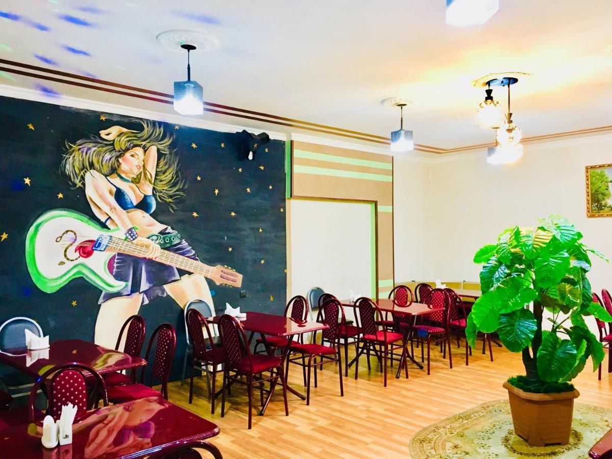 Hotel Nice ティビリシ エクステリア 写真