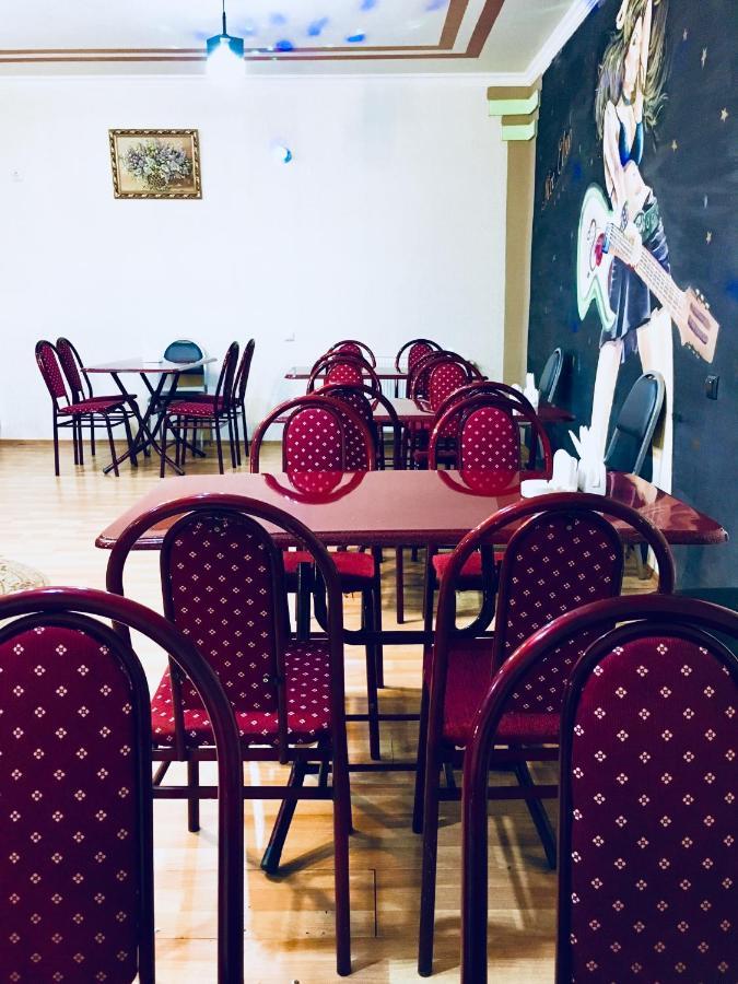 Hotel Nice ティビリシ エクステリア 写真