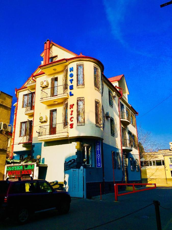 Hotel Nice ティビリシ エクステリア 写真