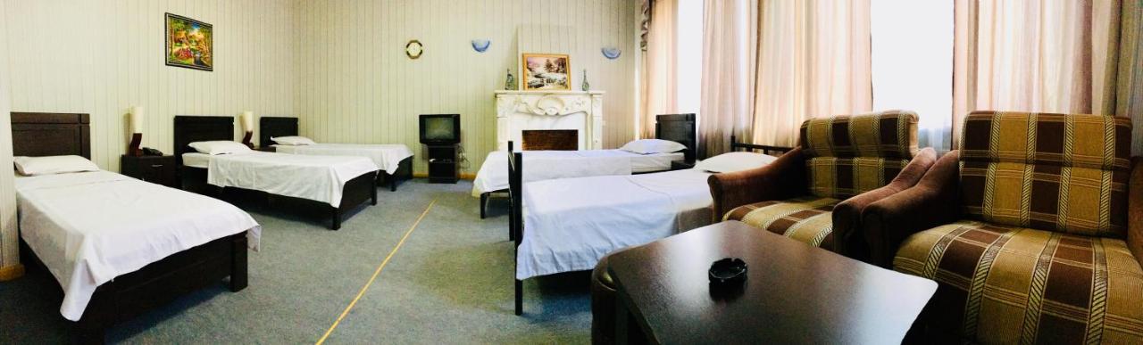 Hotel Nice ティビリシ エクステリア 写真